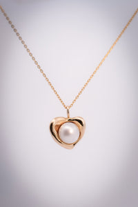 AIKO Heart & Pearl Necklace