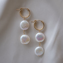 Load image into Gallery viewer, Vanilla Moon Pearl Earrings