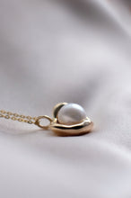 Load image into Gallery viewer, AIKO Heart &amp; Pearl Necklace