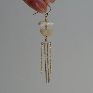 Midnight Dance Pearl Earrings