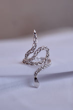 Load image into Gallery viewer, Snake Ring | DIVINE Collection