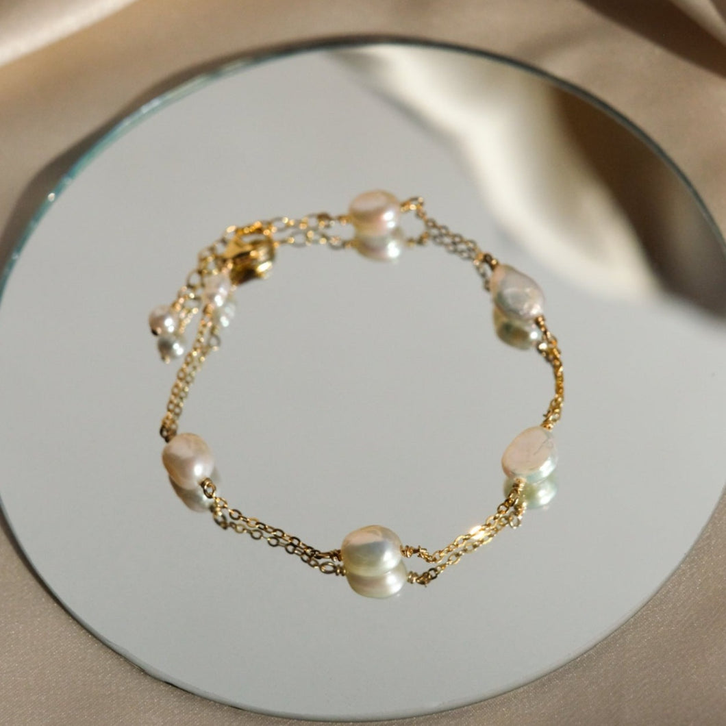 White Pearl River Bracelet