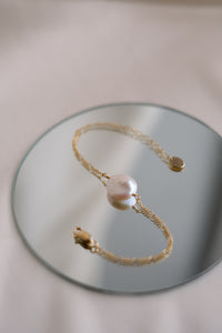 Ivory Moon Pearl Bracelet