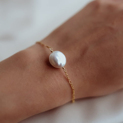 Ivory Moon Pearl Bracelet